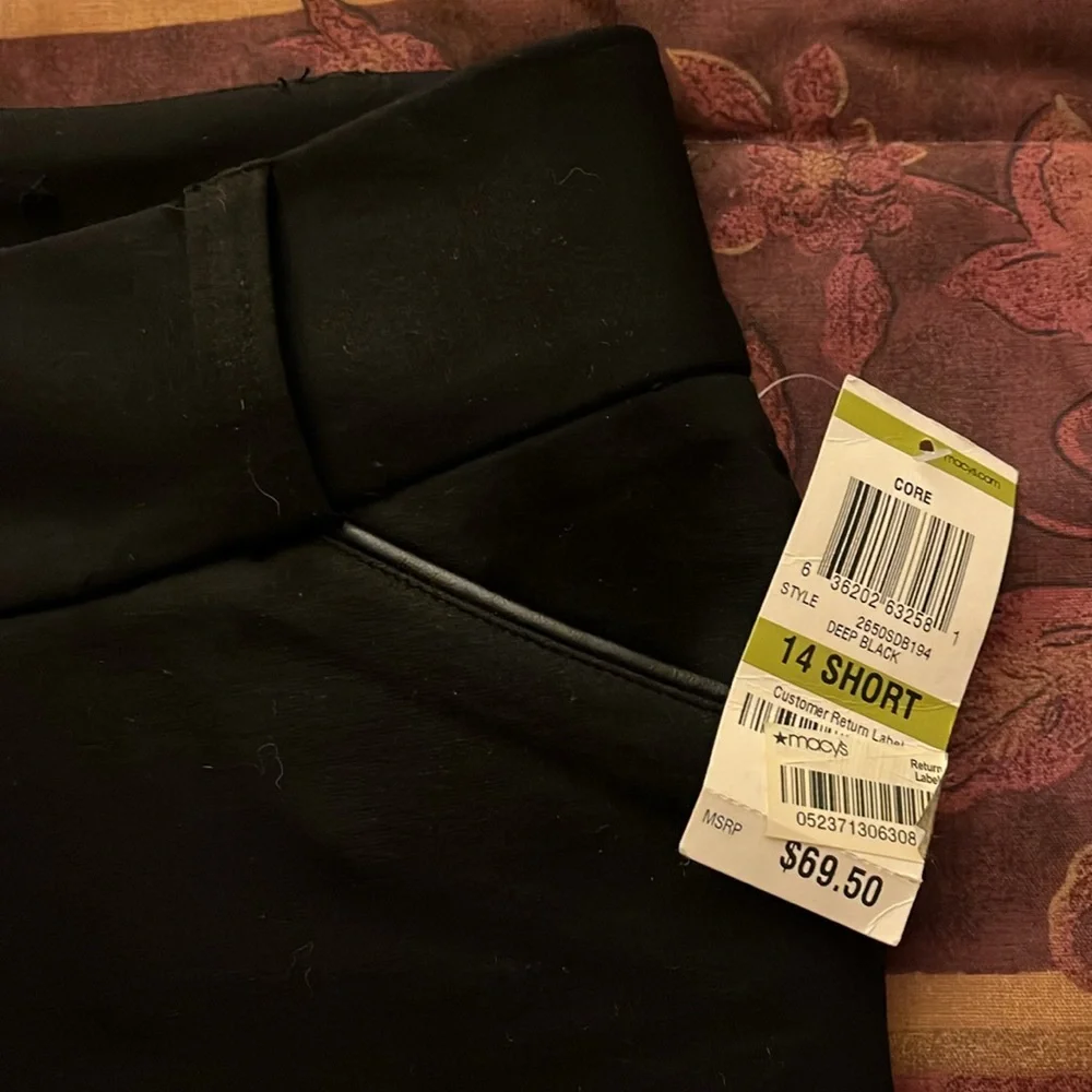 New black rayon/nylon/spandex wide leg pants from Macys - Picture 3 of 5